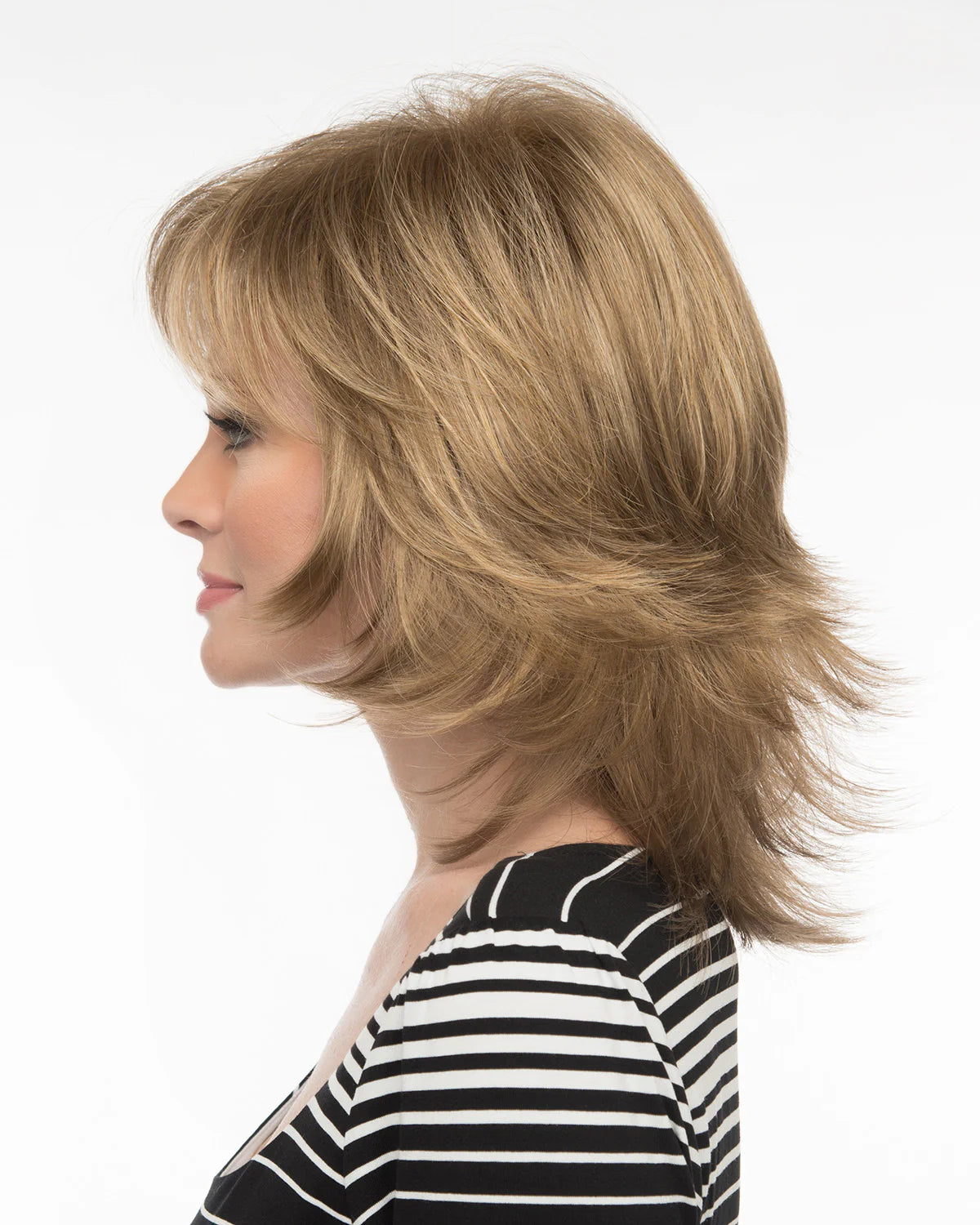 side view of the wig Tansy