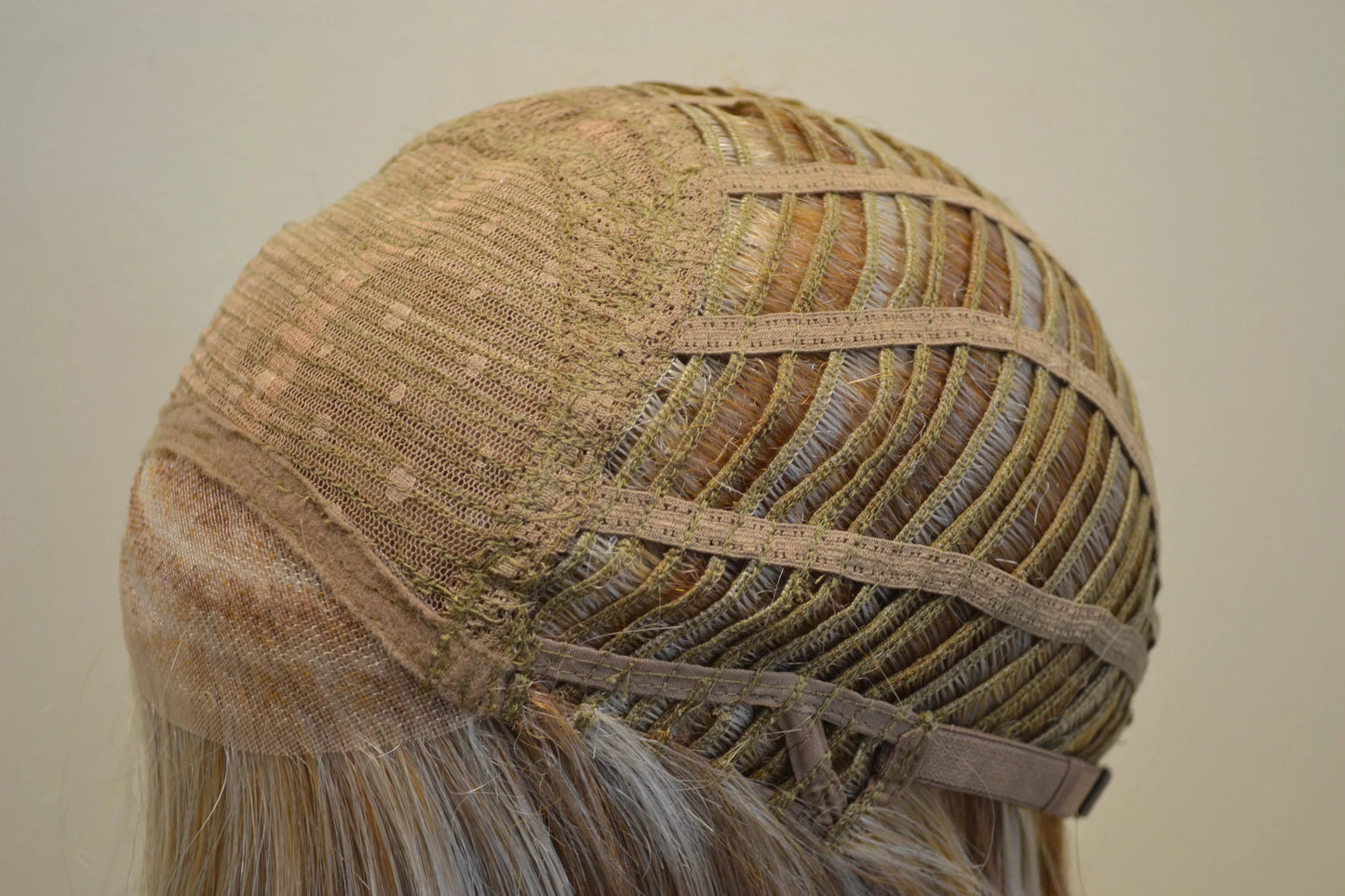 Mulberry cap construction