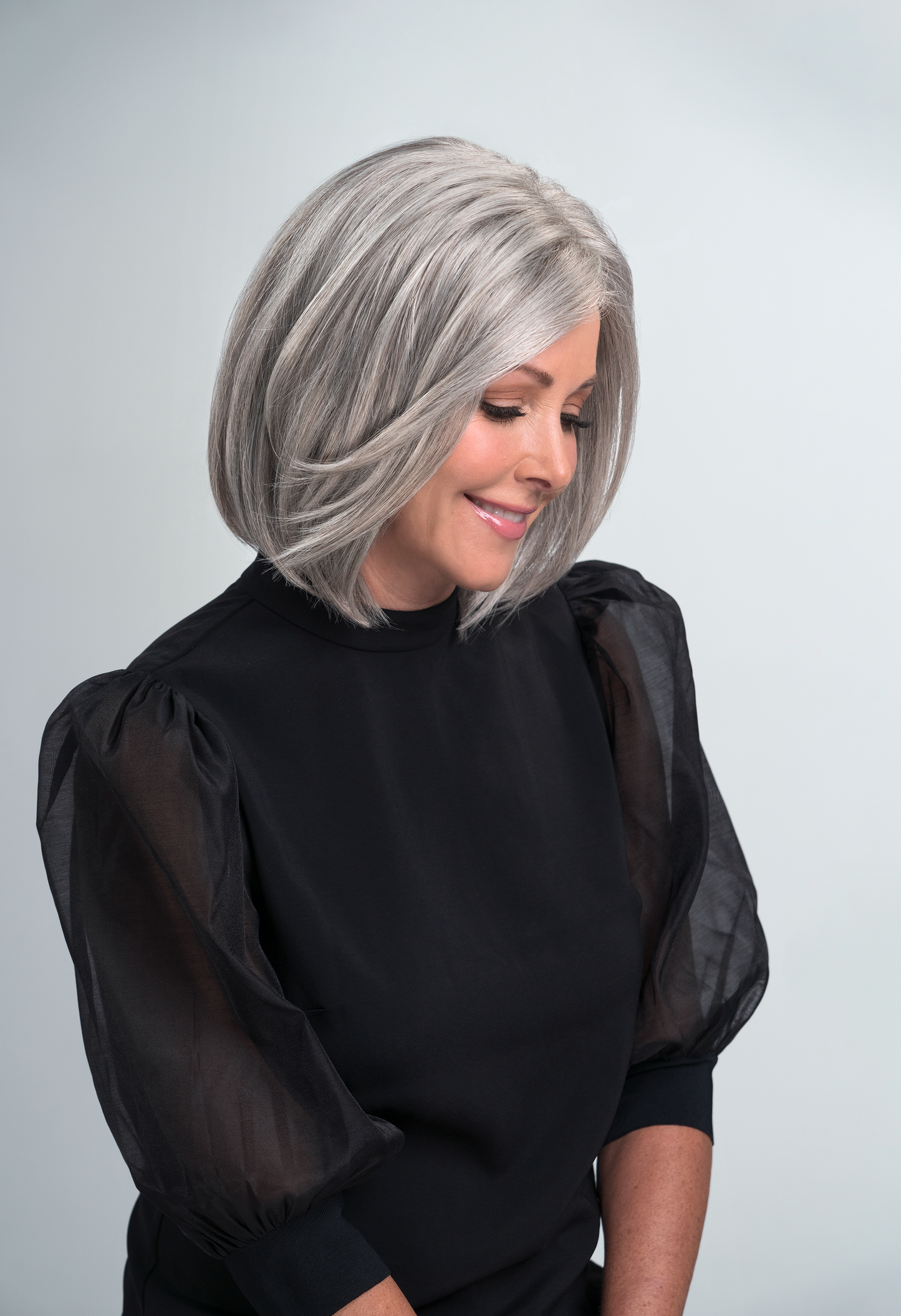Kristen synthetic smartlace wig by jon renau in the colour mist.
