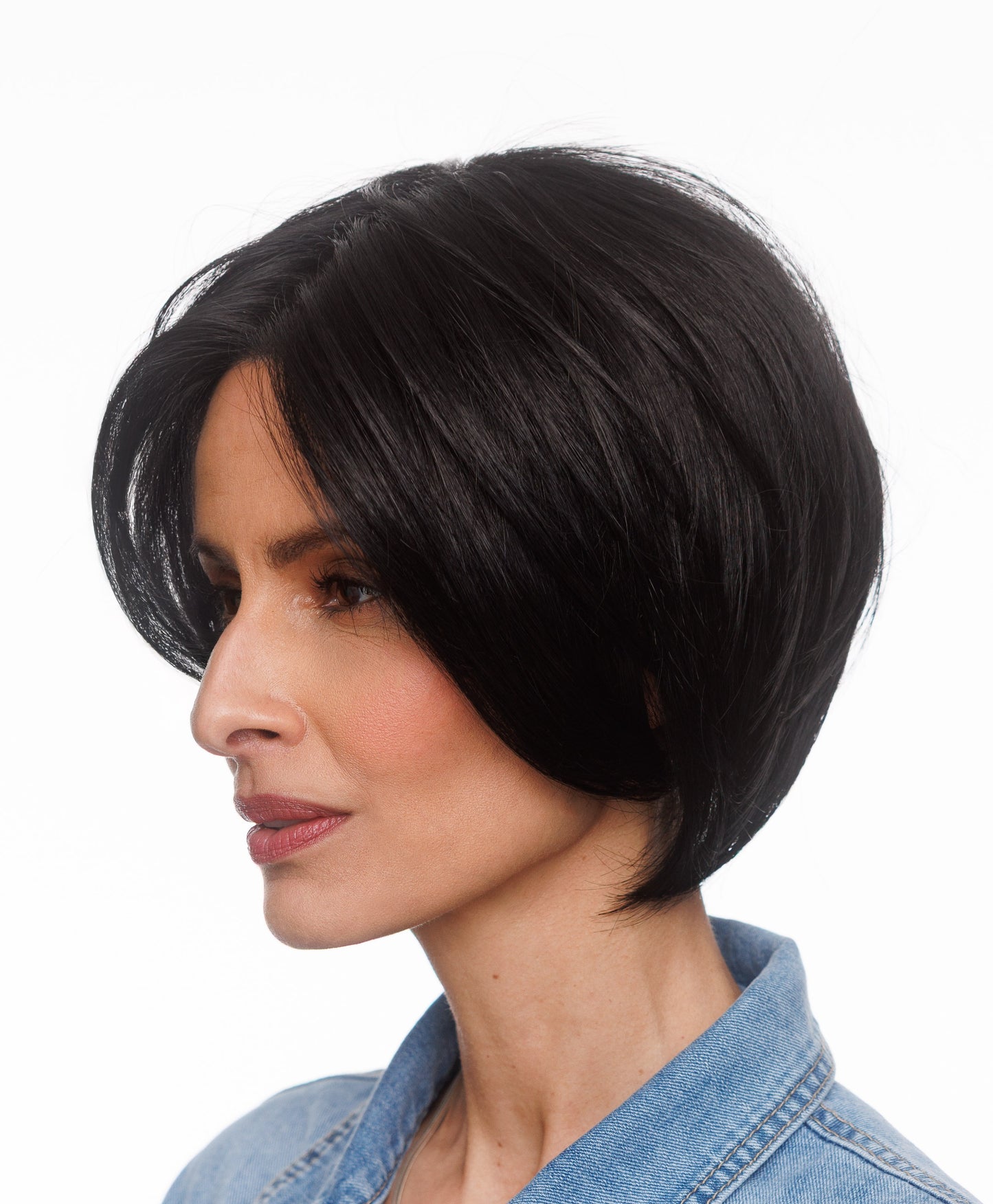 Emilia wig sentoo side view 