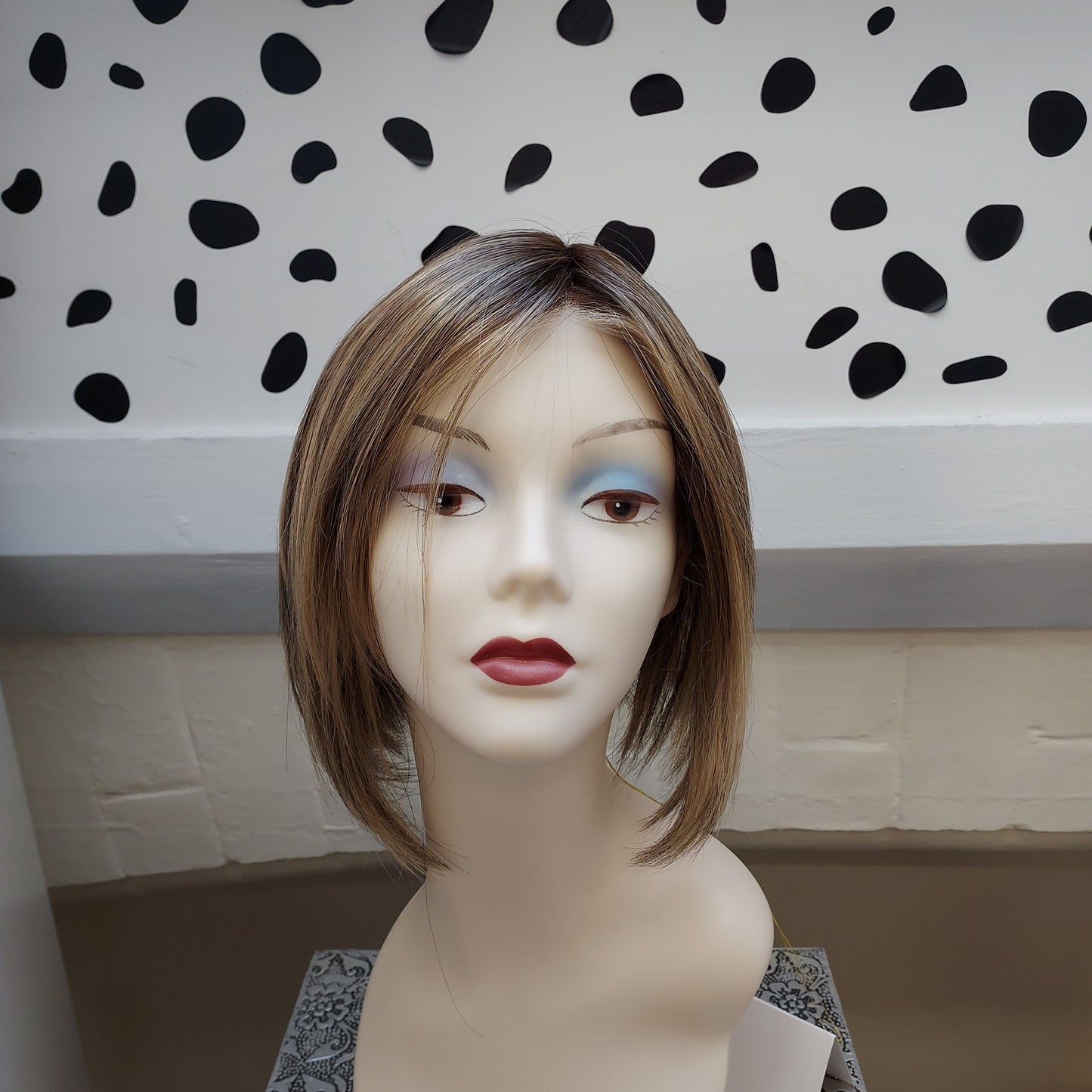 Victoria synthetic wig in 24BT18S8 Shaded Mocha by Jon Renau
